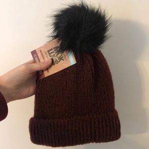 Muk Luks Burgundy Winter Pom Hat